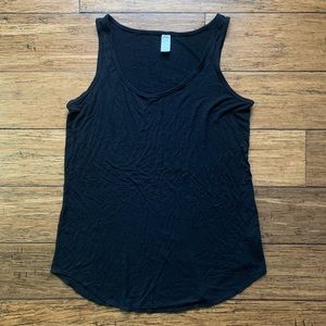 Old Navy Tops - 5 for $25 - Black Tank Top w/ Curved Hem Old Navy Tops - 5 for $25 - Black Tank Top w/ Curved Hem
